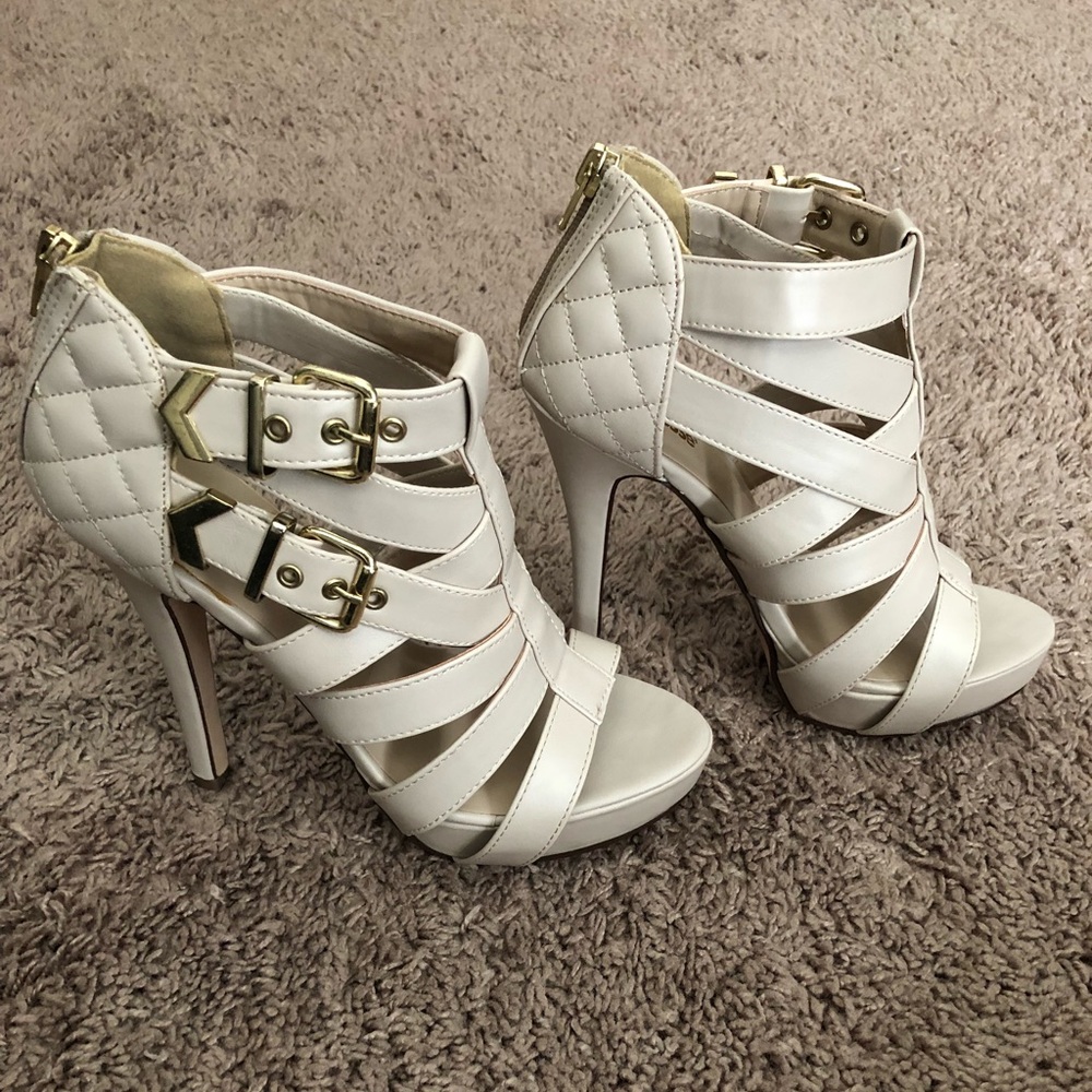 Nude leather heels